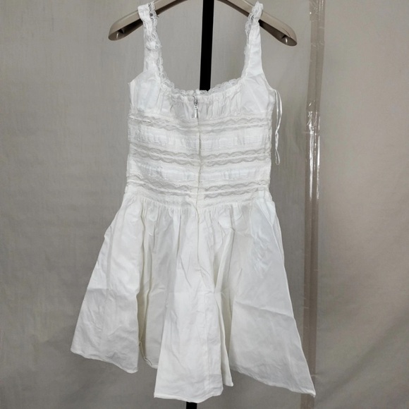 HOUSE OF CB 'Tiffani' White Lace Trim Mini Dress /sz Small US 4-6 $230 - Picture 6 of 7